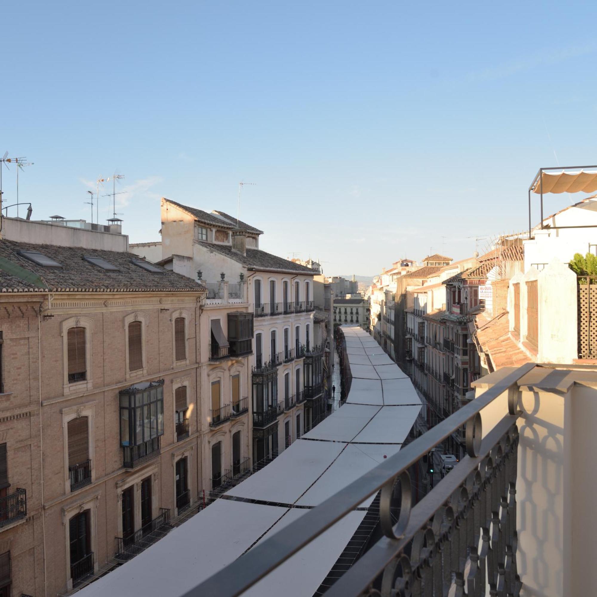 Patio De Sombra - Urban Suites Гранада Экстерьер фото